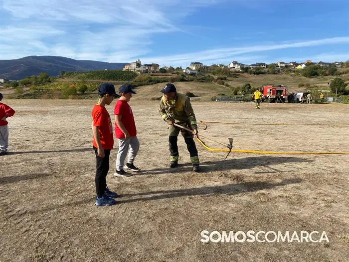 somoscomarca_vilanova_helicopteros_ceipoteropedraioviloira (22)