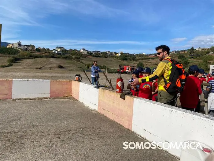 somoscomarca_vilanova_helicopteros_ceipoteropedraioviloira (27)