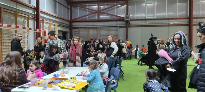 somoscomarca_20251031_obarco_juliogurriaran_fiestahalloween (10)