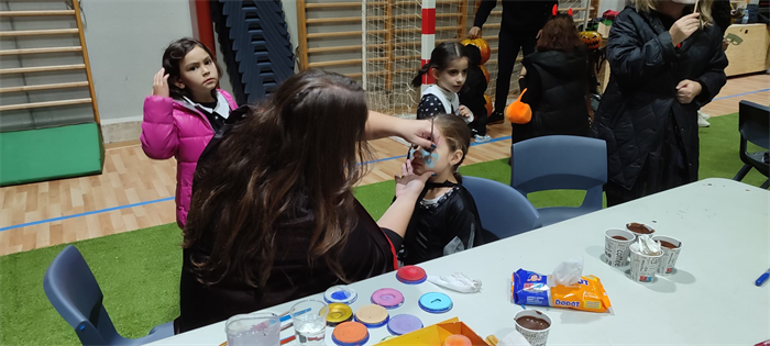 somoscomarca_20251031_obarco_juliogurriaran_fiestahalloween (11)