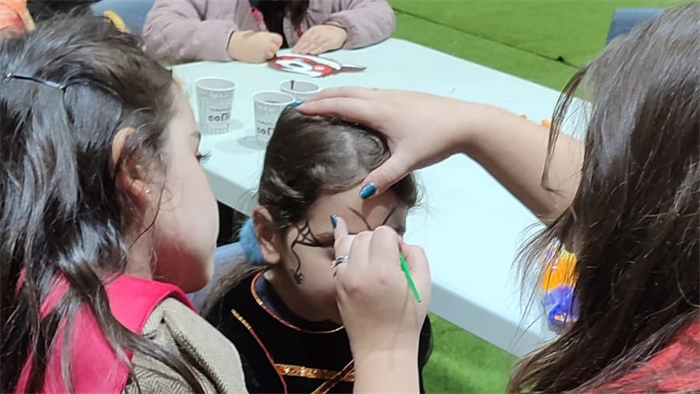 somoscomarca_20251031_obarco_juliogurriaran_fiestahalloween (12)