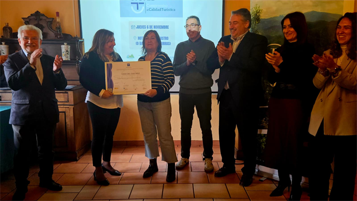 somoscomarca_20251106_obarco_pazodocastro_distinciones_xeodestinotrevinca-manzaneda (10)