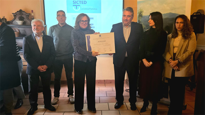 somoscomarca_20251106_obarco_pazodocastro_distinciones_xeodestinotrevinca-manzaneda (16)