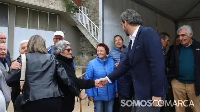 somoscomarca_casoio_carretera_conselleiro_carmengonzalez_severino_eliseo_danielleon1810