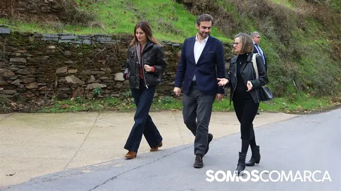 somoscomarca_casoio_carretera_conselleiro_carmengonzalez_severino_eliseo_danielleon1807