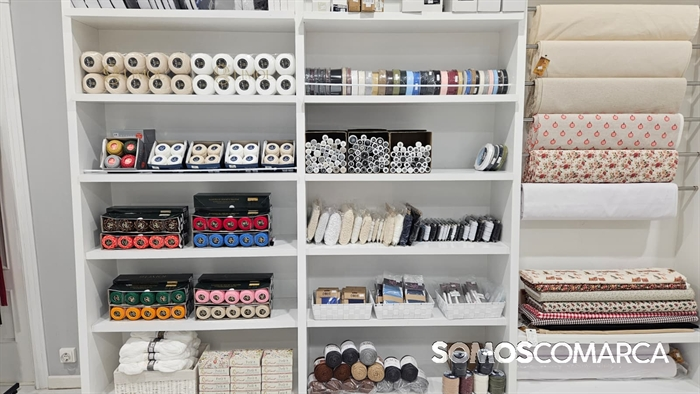 somoscomarca_20251114_obarco_tiendacharolopez_inauguracion_lodemaria (3)