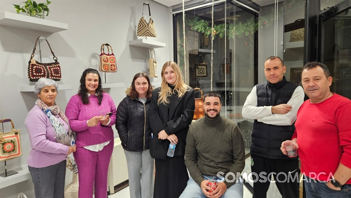 somoscomarca_20251114_obarco_tiendacharolopez_inauguracion_lodemaria (25)