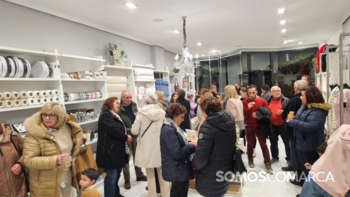 somoscomarca_20251114_obarco_tiendacharolopez_inauguracion_lodemaria (26)