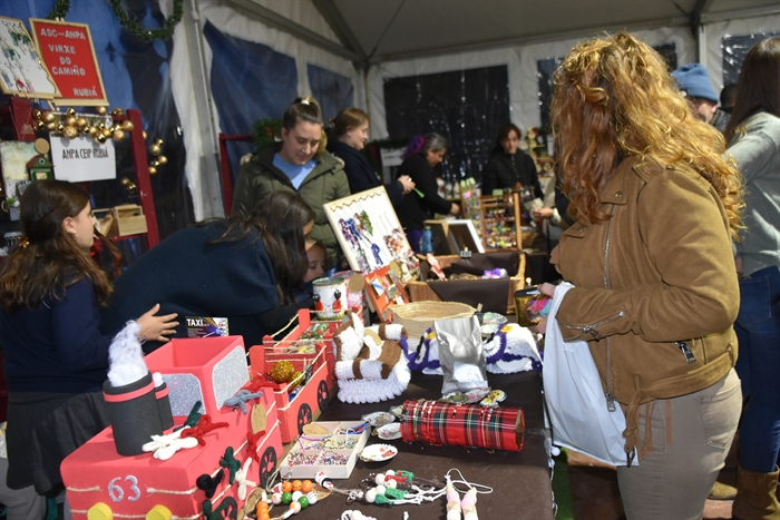 somoscomarca_20251130_rubia_mercadonavidad_chocolatada_regalos_sorteocestas (2)