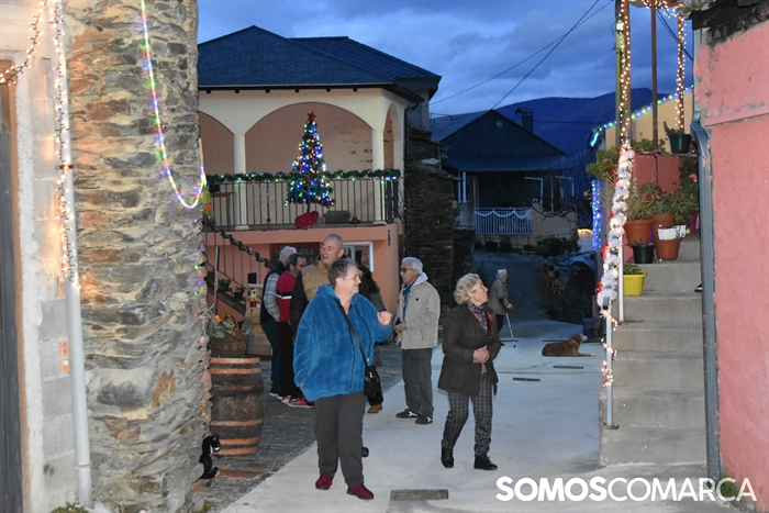 somoscomarca_20251207_obarco_fervenza_decoracionnavidad (28)