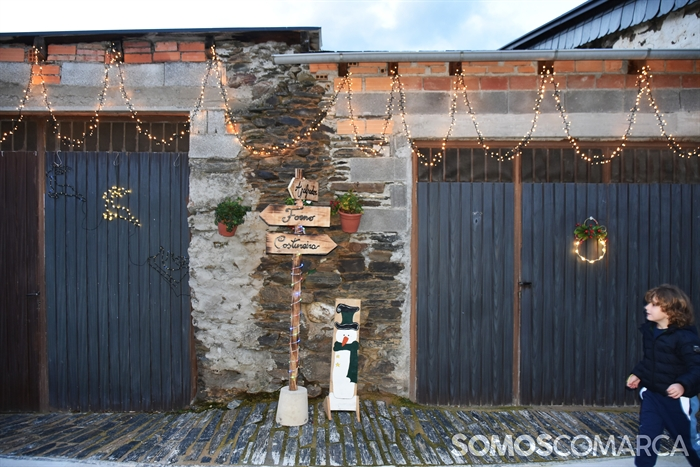 somoscomarca_20251207_obarco_fervenza_decoracionnavidad (47)