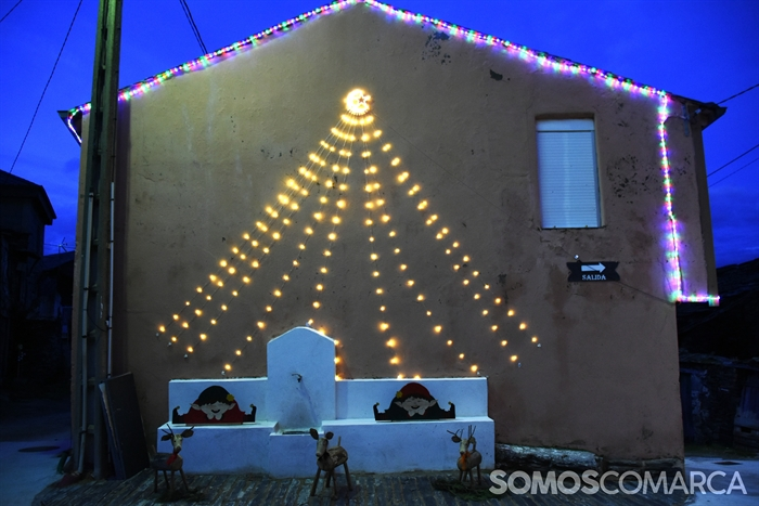 somoscomarca_20251207_obarco_fervenza_decoracionnavidad (53)