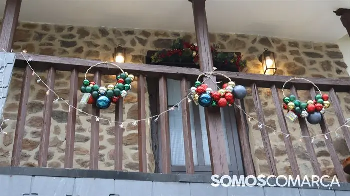 somoscomarca_cobas_navidad2025_decoracion_luces693