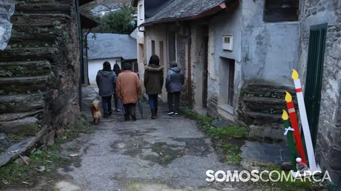 somoscomarca_ocastelo_navidad2025_decoracion_luces713