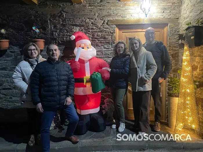 somoscomarca_ocastelo_navidad2025_decoracion_luces743