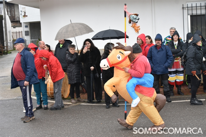 somoscomarca_20260207_villamartin_sopasdeallo_desfilefolions (15)