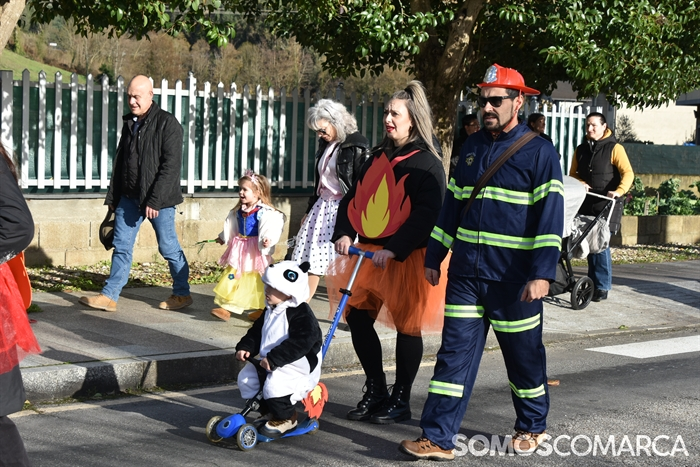 somoscomarca_20260214_villamartin_carnaval_entroido_desfilecomparsas (7)