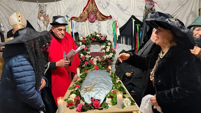 somoscomaca_aruavella_enterrodasardi&ntilde;a (13)