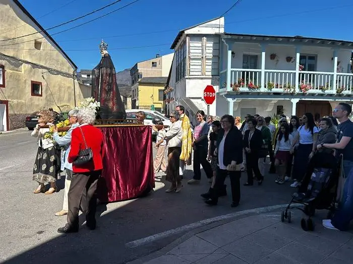 somoscomarca_procesiondelsantoencuentro (5)