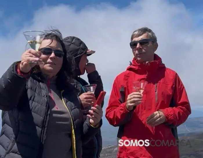 somoscomarca_rutadelvino&uml;primaveraportasabertas_picopel&ntilde;atrevinca_xanza