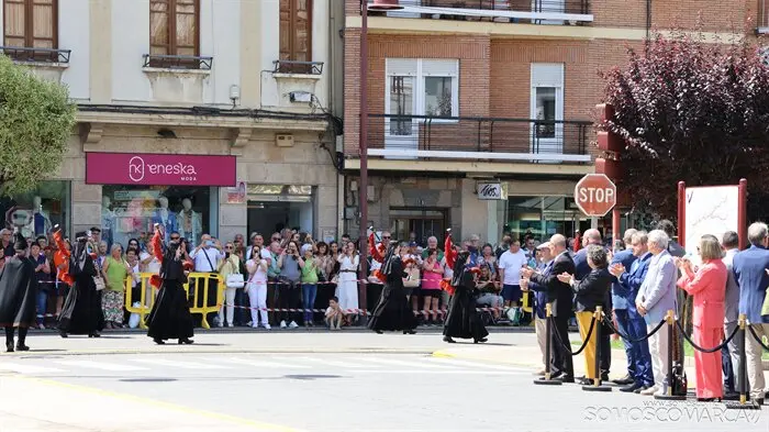 somoscomarca_20260527_obarco_182aniversario_guardiacivil_desfile (27)
