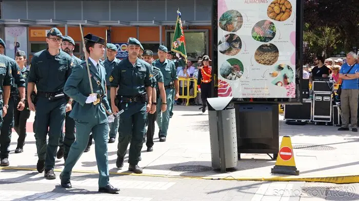 somoscomarca_20260527_obarco_182aniversario_guardiacivil_desfile (34)