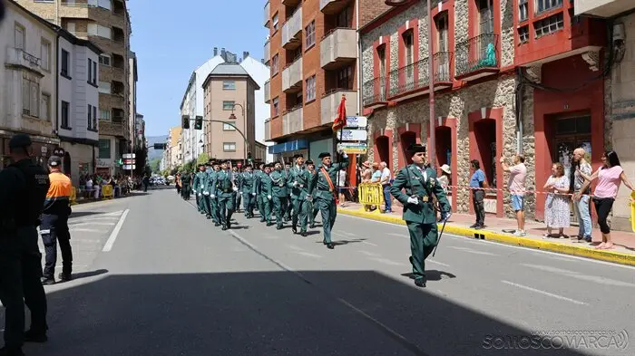 somoscomarca_20260527_obarco_182aniversario_guardiacivil_desfile (42)