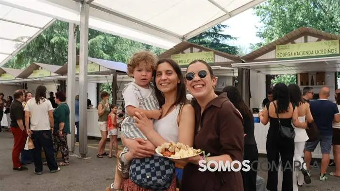 somoscomarca_obarcofeiradovi&ntilde;odevaldeorras (1)