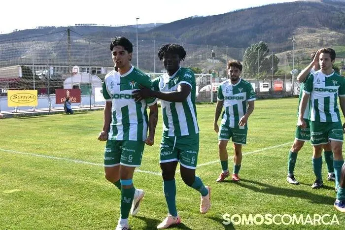 somoscomarca_20260606_vilamartin_oba&ntilde;adorio_futbol_cdcorgomoplayoff (19)