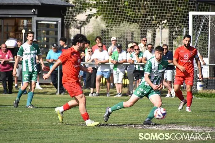 somoscomarca_20260606_vilamartin_oba&ntilde;adorio_futbol_cdcorgomoplayoff (25)