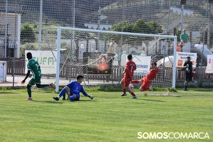 somoscomarca_20260606_vilamartin_oba&ntilde;adorio_futbol_cdcorgomoplayoff (27)
