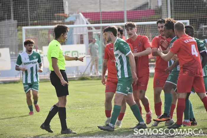 somoscomarca_20260606_vilamartin_oba&ntilde;adorio_futbol_cdcorgomoplayoff (49)