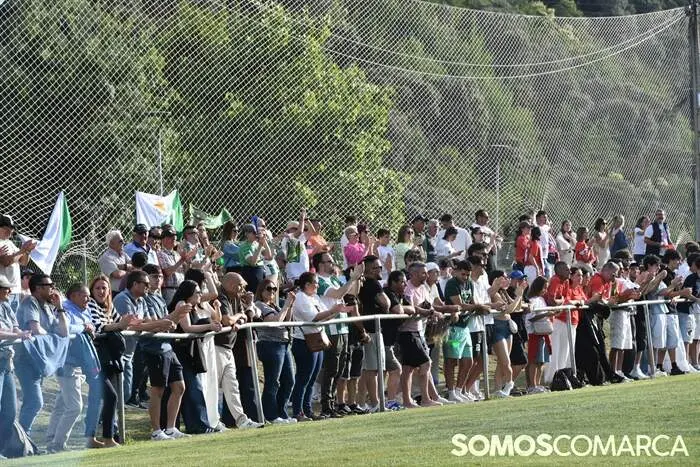 somoscomarca_20260606_vilamartin_oba&ntilde;adorio_futbol_cdcorgomoplayoff (52)