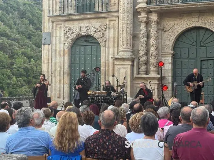 somoscomarca_asermidas_luarnalubre_concierto2518