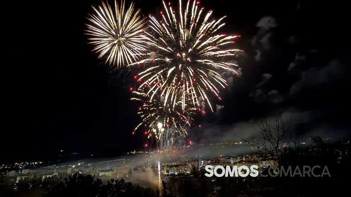somoscomarca_obarco_fuegosartificiales_festasdocristo2026 (3)