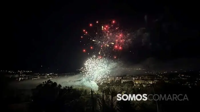 somoscomarca_obarco_fuegosartificiales_festasdocristo2026 (7)