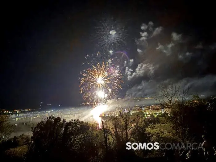 somoscomarca_obarco_fuegosartificiales_festasdocristo2026 (13)