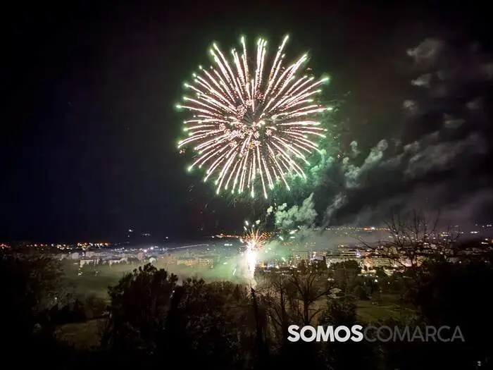 somoscomarca_obarco_fuegosartificiales_festasdocristo2026 (15)