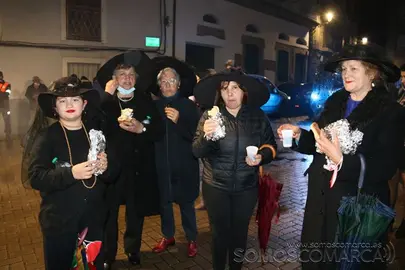 Enterro da Sardi&ntilde;a na R&uacute;a Vella (10)