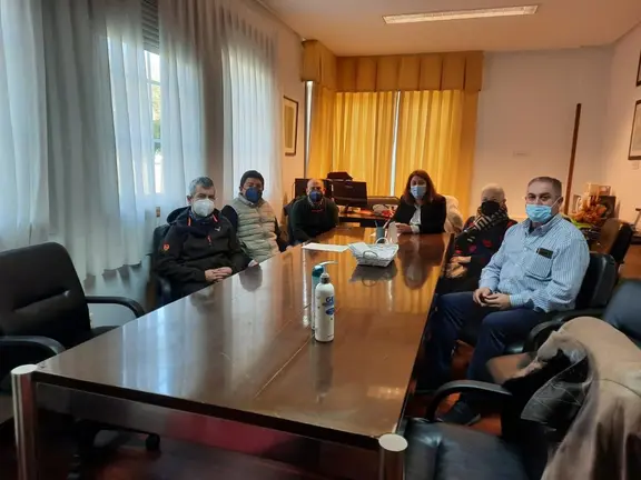 reunion_entroido_manzaneda_vilariño_viana