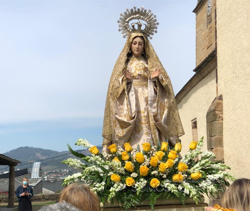 Procesión del Encuentro en la parroquia de San Esteban de A Rúa (8)
