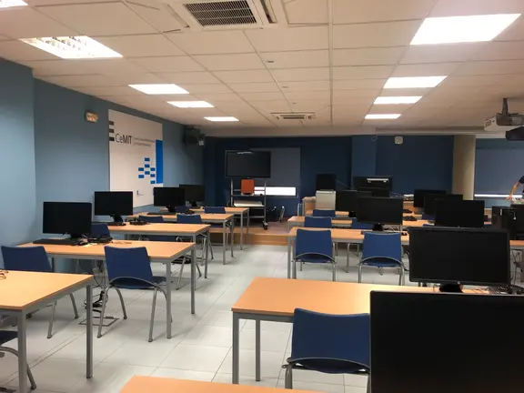 somoscomarca_aulacemit_ordenadores_obarco_2022-12-5