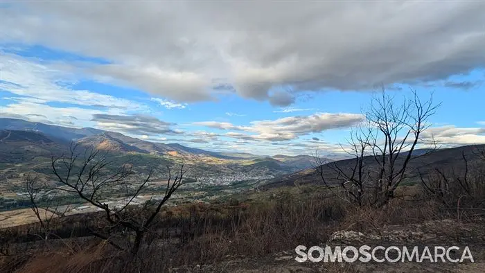 somoscomarca_santamariña_omeiral_fervenza_voluntarios_comidaanimales  (7)