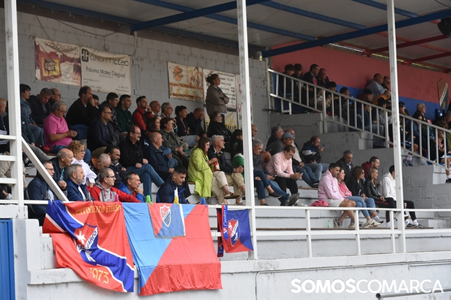 somoscomarca_20250921_obarco_calabagueiros_futbol_cdbarcoboiro_publico(22)