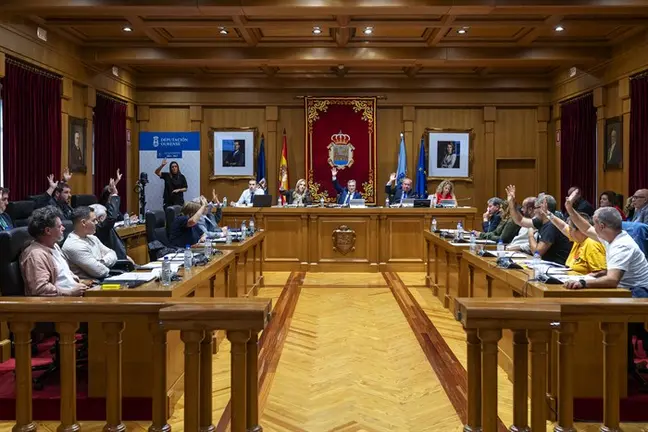 somoscomarca_20251030_ourense_pleno_diputacion1926