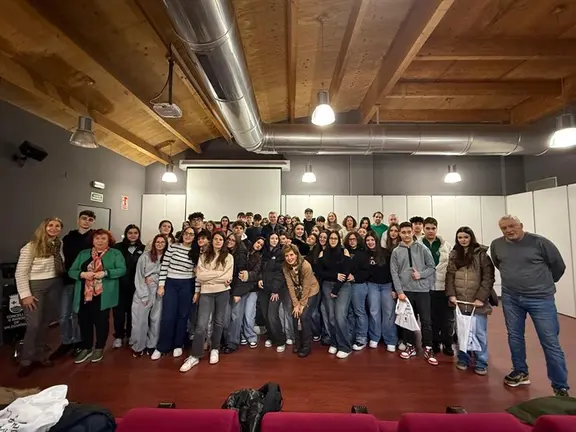 somoscomarca_20260126_obarco_visita_ieslauroolmo_rumania_italia2580