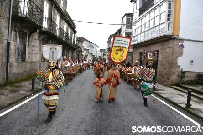 somoscomarca_20260208_apobradetrives_entroido_desfilefolions_oslabregos (3)