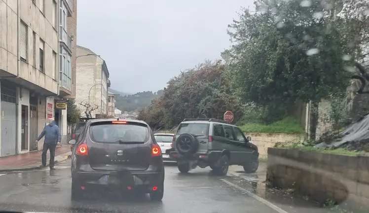 somoscomarca_obarco_accidente_calleramonycajal_callexirimil