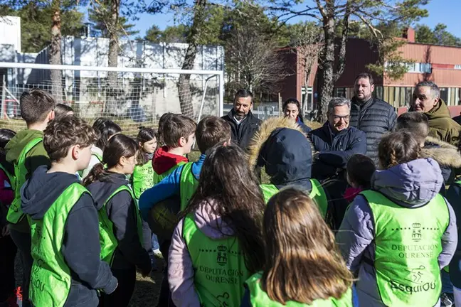 somoscomarca_202600224_manzaneda_luismenor_esquiou3059