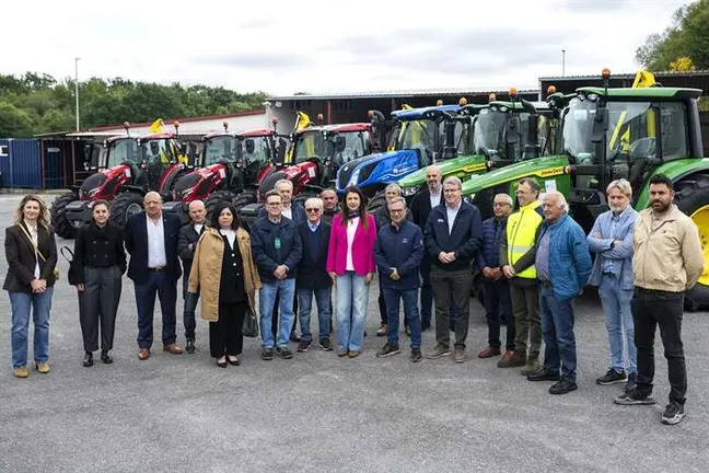 P_somoscomarca_202600514_ourense_diputacion_tractores3484